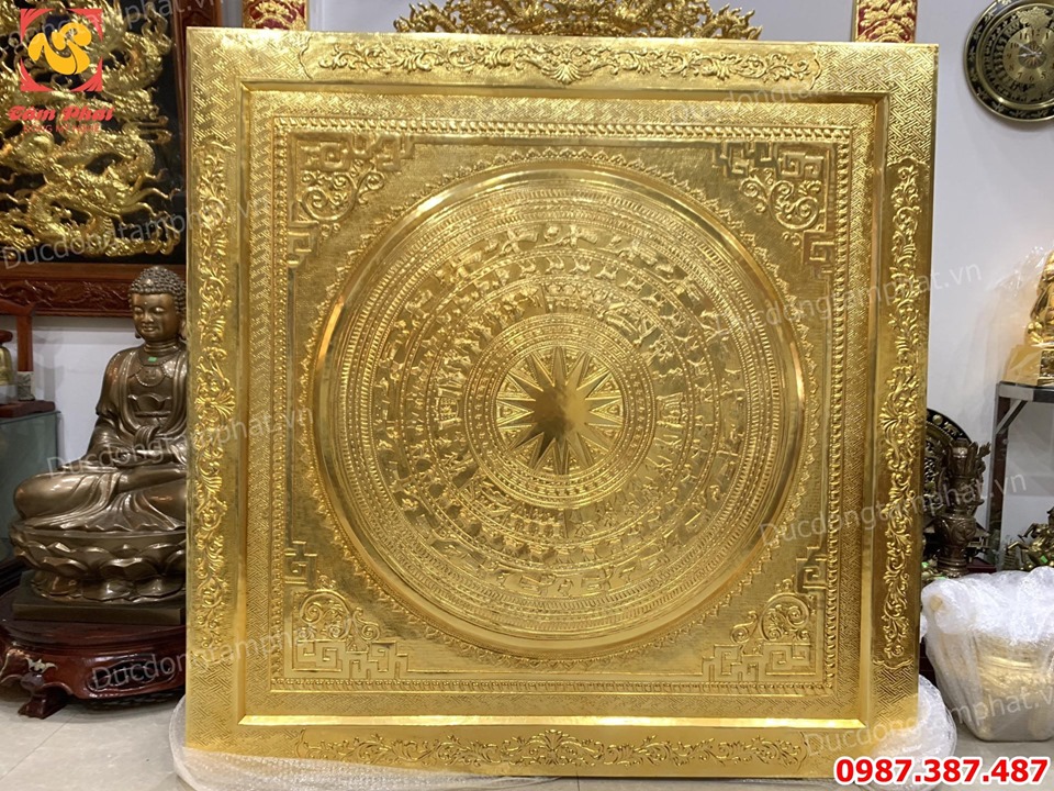 Mặt trống đồng đường kính 1m55 đúc liền khối mạ vàng 24k tuyệt đẹp..!