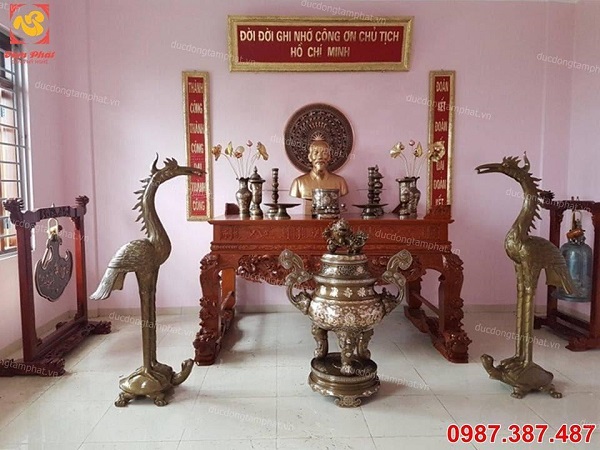 Mẫu hoành phi câu đối thường dùng cho phòng thờ Bác
