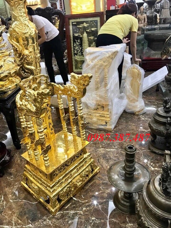 Ngai thờ bằng đồng cao 68cm mạ vàng 24k cực tinh xảo!