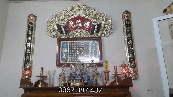 Sự khác biệt Bộ hoành phi cuốn thư đại tự câu đối bằng đồng với bộ hoành phi cuốn thư câu đối bằng gỗ.!!