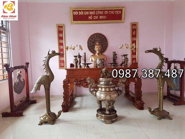 Sự khác biệt Bộ hoành phi cuốn thư đại tự câu đối bằng đồng với bộ hoành phi cuốn thư câu đối bằng gỗ.!!