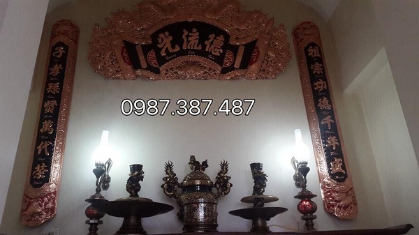 Sự khác biệt Bộ hoành phi cuốn thư đại tự câu đối bằng đồng với bộ hoành phi cuốn thư câu đối bằng gỗ.!!