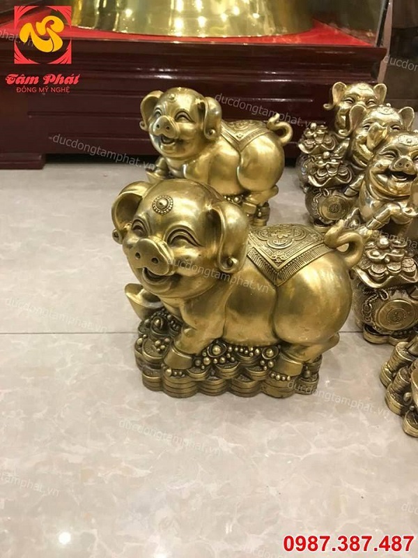 Tại sao bạn nên sử dụng heo phong thủy làm quà tặng xuân Kỷ Hợi?