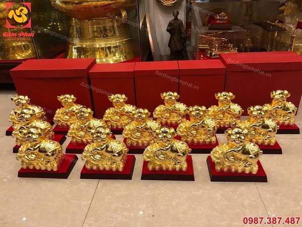 Bộ sưu tập heo vàng phong thủy chiêu tài dẫn lộc đẹp xuất thần