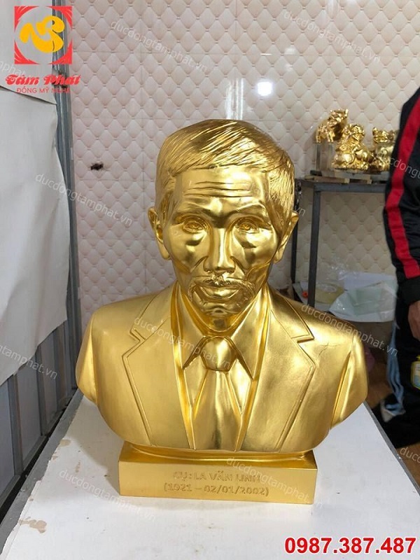 Đúc tượng chân dung, tượng truyền thần cao 42cm thếp vàng 9999