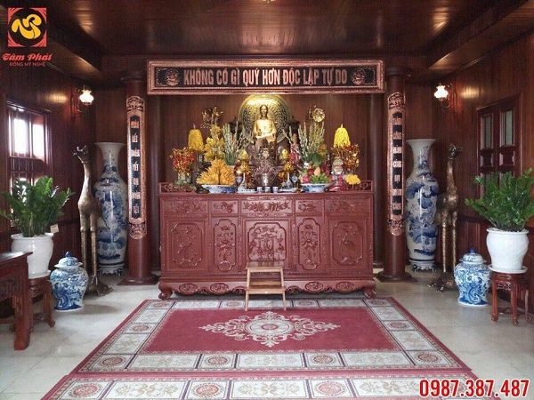 Thiết kế, lắp đặt bộ Hoành phi - cuốn thư câu đối cho gian thờ thêm linh thiêng