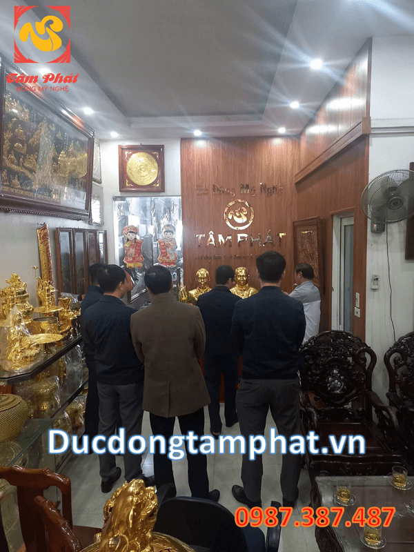 Thiết kế thi công Tượng đồng + Đồ thờ bằng đồng cho Công An tỉnh Nghệ An