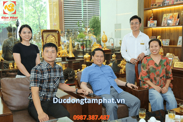 Thiết kế thi công Tượng đồng + Đồ thờ bằng đồng cho Công An tỉnh Nghệ An