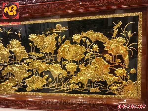 tranh-hoa-sen-ma-vang-24k-3