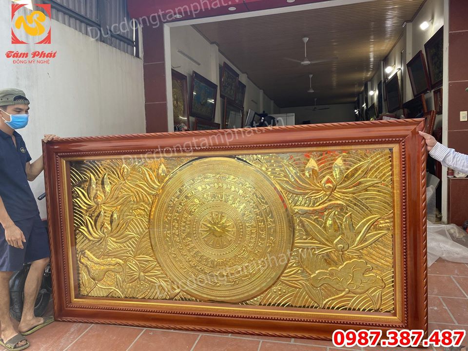 Tranh mặt trống Hoa sen kích thước 2m55 x 1m35 bàn giao cho khách- siêu đẹp.!