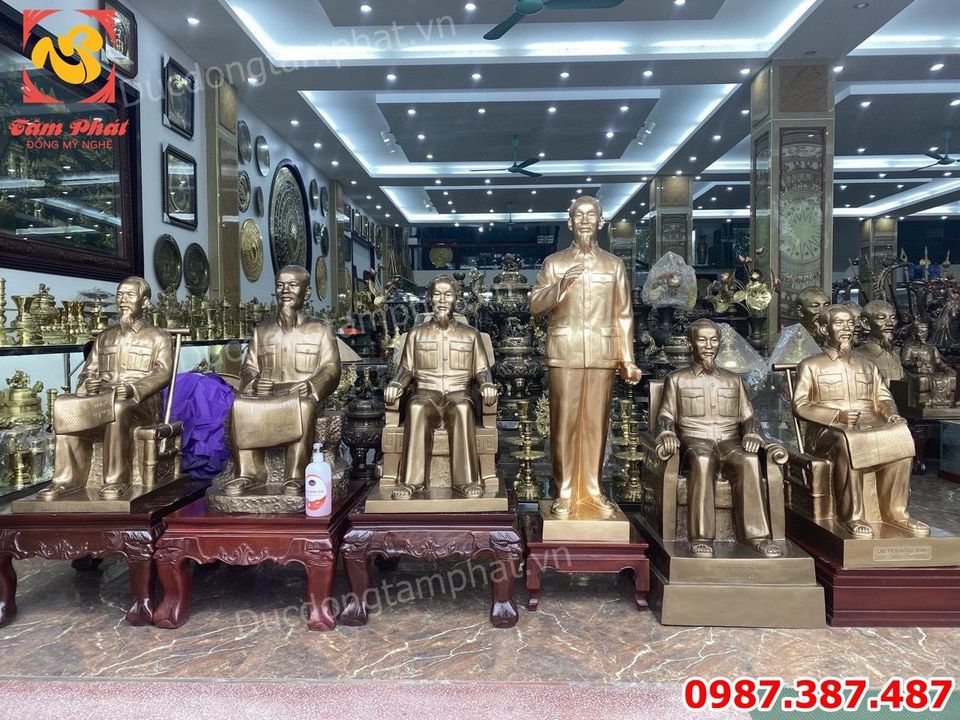 Tượng Bác Hồ vẫy tay chào cao 1m2 - tượng Bác Hồ bằng đồng mọi kích thước.!