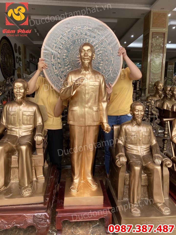 Tượng Bác Hồ vẫy tay chào cao 1m2 - tượng Bác Hồ bằng đồng mọi kích thước.!