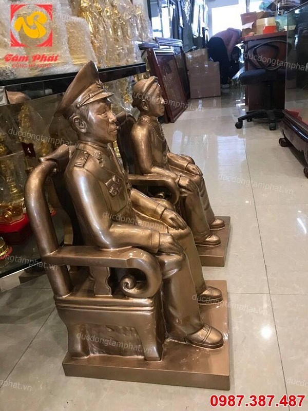 Tượng chân dung ông, bà - tượng truyền thần cao 60cm giao Tiền Hải - Thái Bình