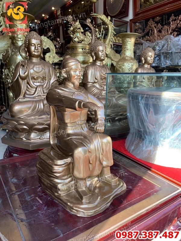 Tượng đồng Ngô Quyền cao 60cm đồng đỏ nguyên chất.!