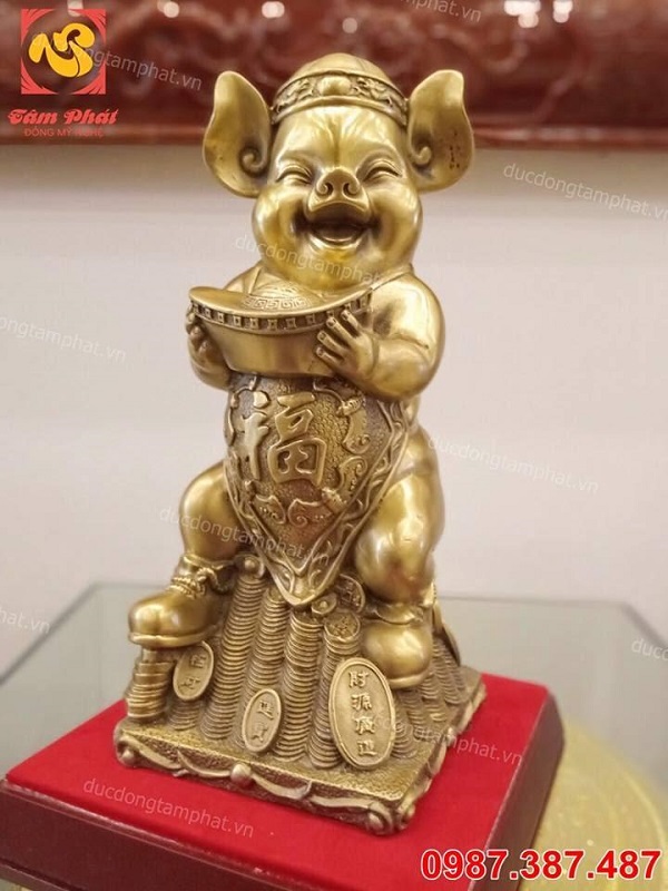 Tượng heo phong thủy cùng chữ Phúc, màu xanh giả cổ
