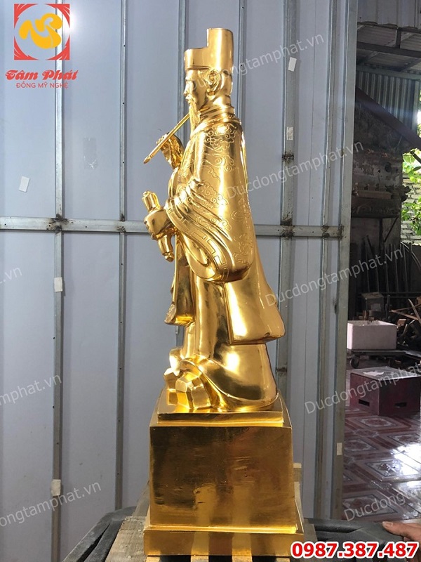 Tượng Nguyễn Trãi bằng đồng dát vàng cao 70cm.!