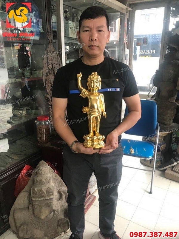 Tượng Phật đản sinh, chậu và môi tắm Phật bằng đồng thếp vàng 9999..!!