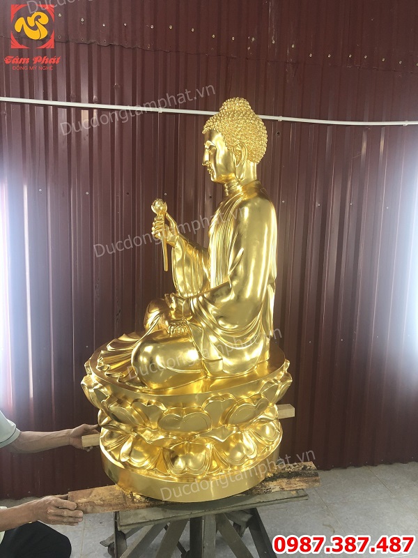 Tượng Phật Thích Ca cao 1m2 đồng đỏ dát vàng giao chùa Giữa Đồng - Quảng Ninh nặng 280kg