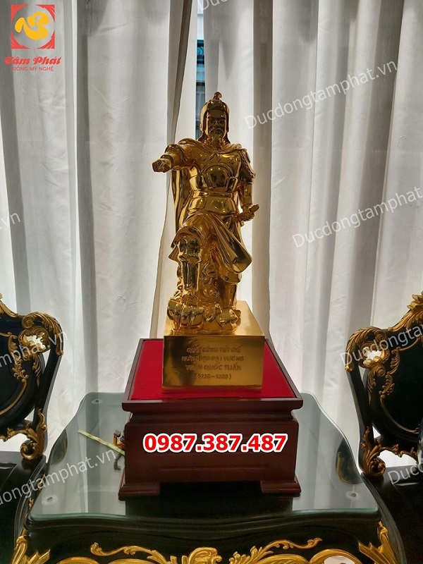 Tượng Trần Quốc Tuấn chỉ tay cao 70cm mạ vàng 24k mẫu chuẩn Nhà thờ Trần Hưng Đạo Nha Trang
