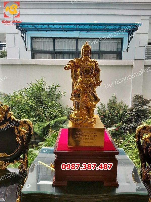 Tượng Trần Quốc Tuấn chỉ tay cao 70cm mạ vàng 24k mẫu chuẩn Nhà thờ Trần Hưng Đạo Nha Trang